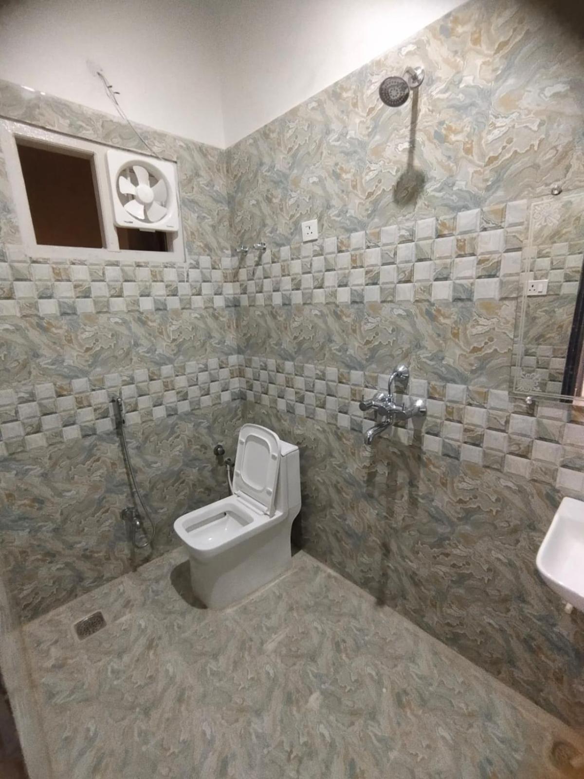 Hotel Utsav Palace Kanpur Esterno foto