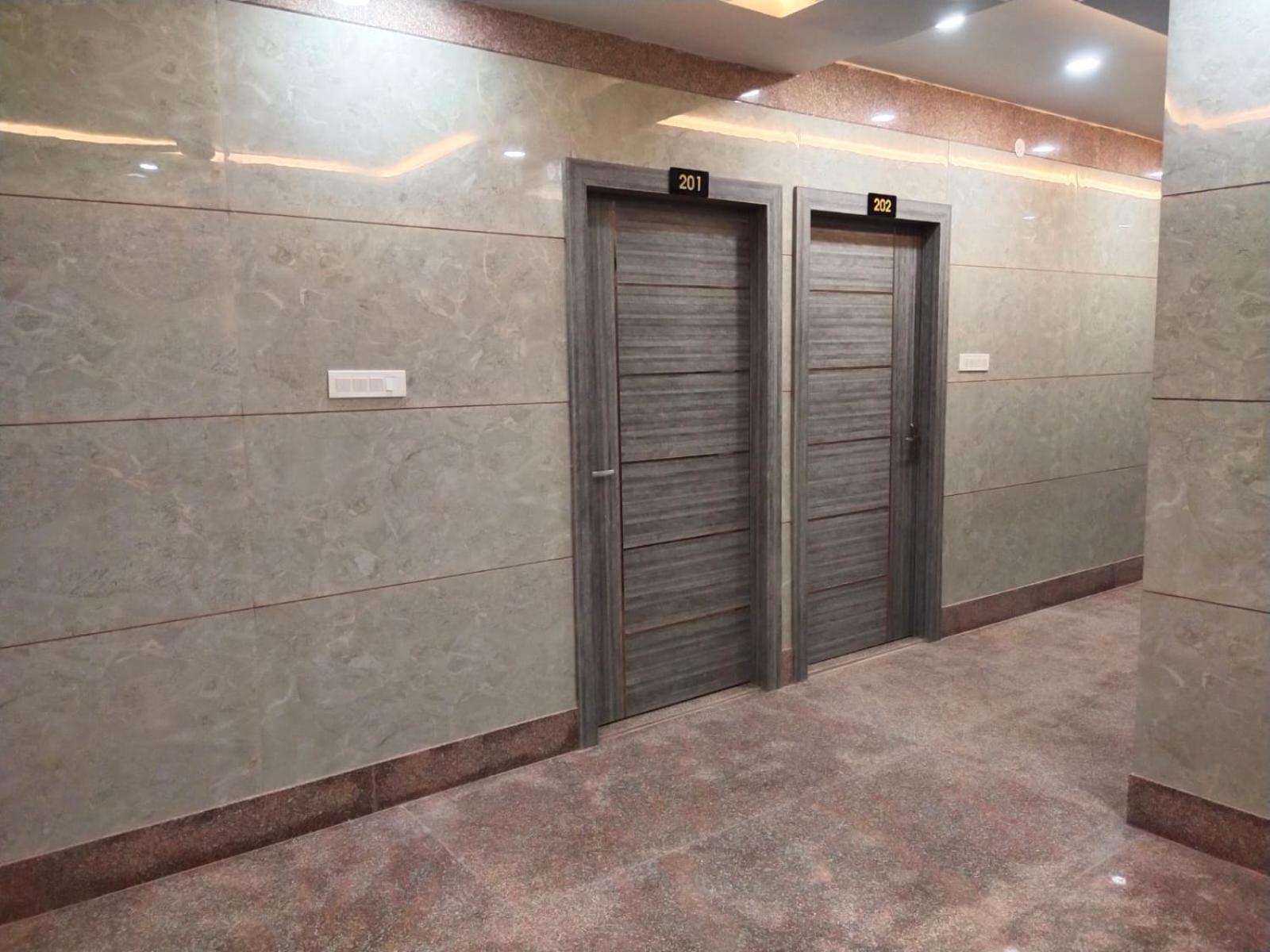 Hotel Utsav Palace Kanpur Esterno foto
